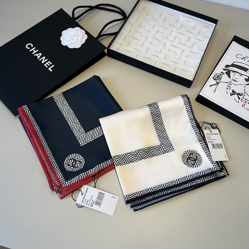 Chanel silk scarf hm53